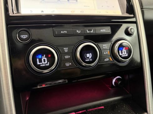 Used 2019 Land Rover Discovery HSE Luxury AWD/4WD image 40