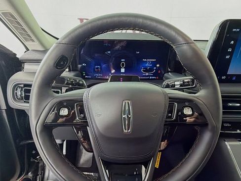 New 2026 Lincoln Aviator 2WD image 11