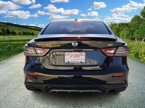 Used 2022 Nissan Maxima SR w/ Sport Mat Group image 6