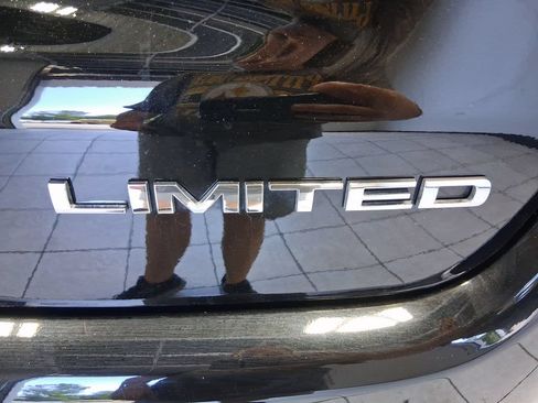 Used 2024 Jeep Compass Limited AWD/4WD image 14