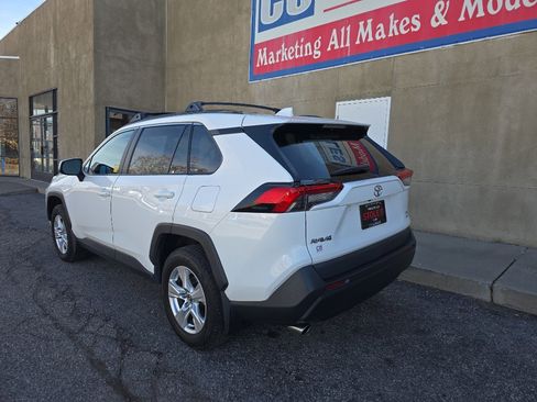 Used 2020 Toyota RAV4 XLE image 5