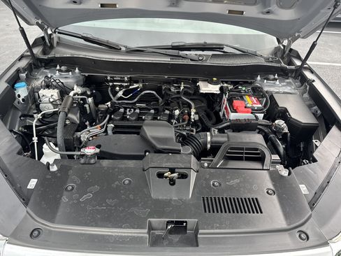 Used 2025 Honda CR-V EX image 40
