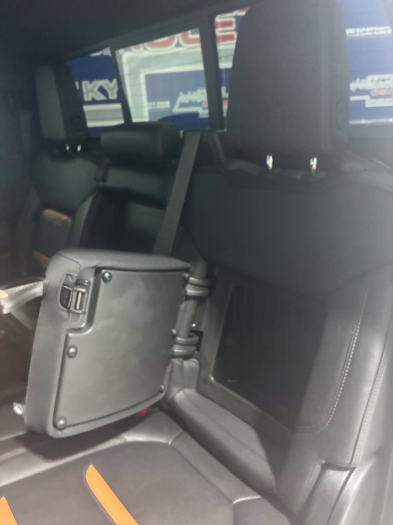 Used 2021 GMC Sierra 1500 AT4 w/ AT4 Preferred Package AWD/4WD image 33