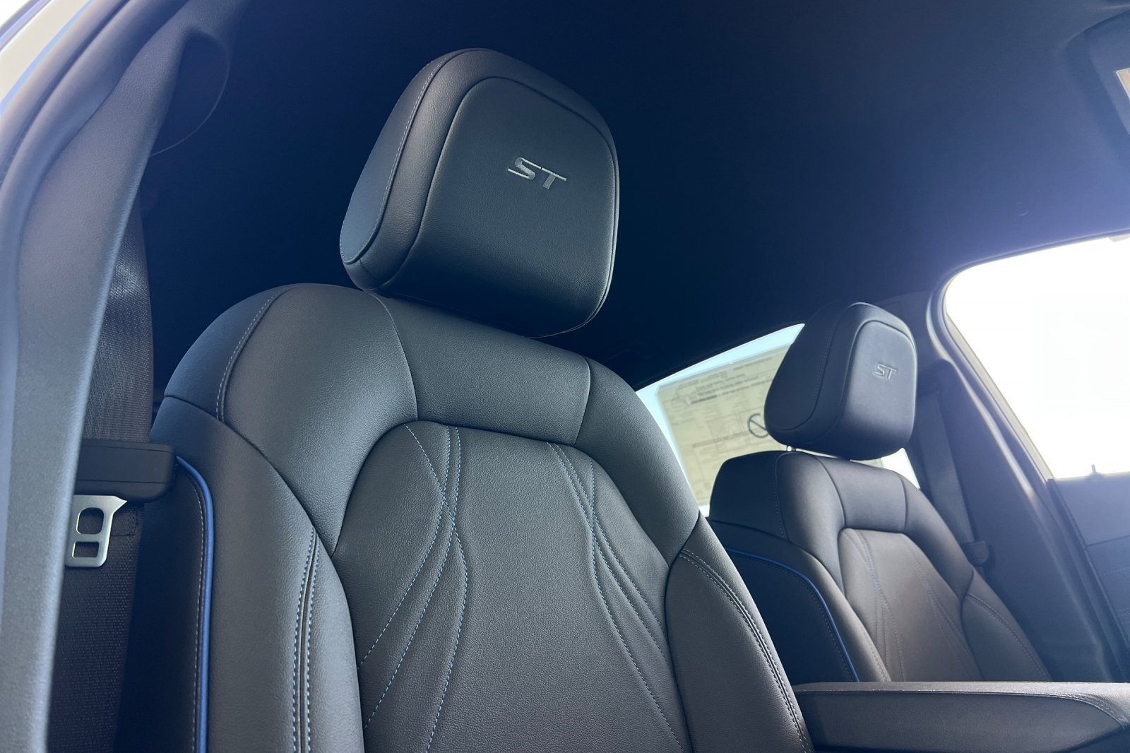 New 2026 Buick Envista Sport Touring w/ Convenience I Package FWD image 18