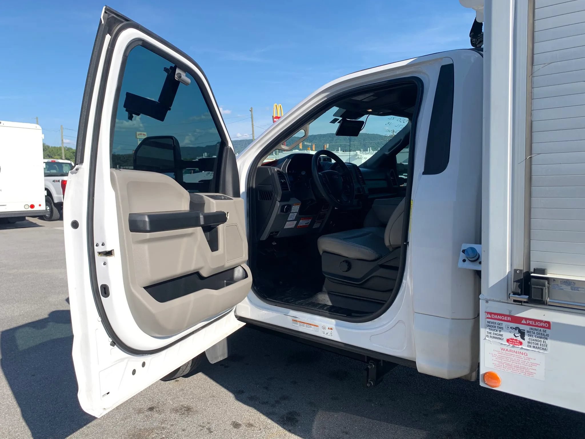 Used 2020 Ford F550 2WD Regular Cab Super Duty image 7
