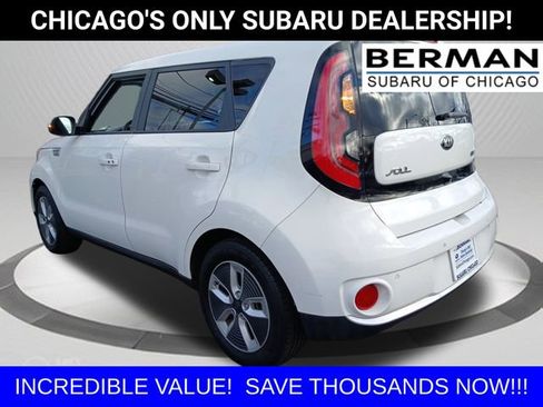 Used 2017 Kia Soul EV + image 5