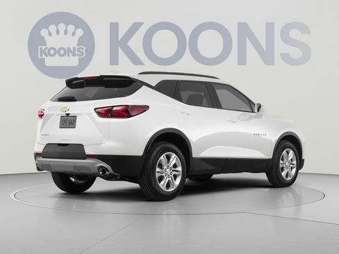 Used 2021 Chevrolet Blazer LT FWD image 4