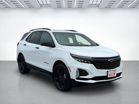 Used 2024 Chevrolet Equinox Premier AWD/4WD image 2