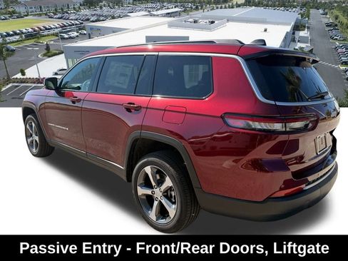 New 2026 Jeep Grand Cherokee L Limited w/ Luxury Tech Group II RWD image 6