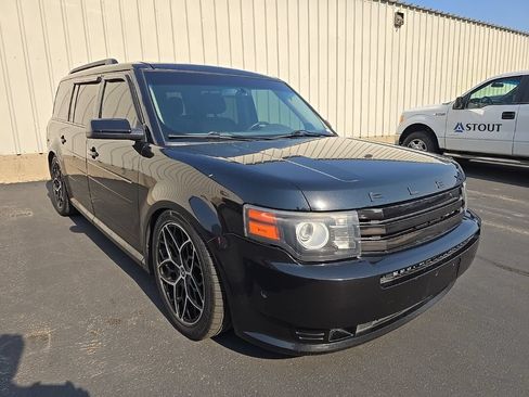 Used 2012 Ford Flex Titanium w/ Trailer Tow Pkg Class III AWD/4WD image 3