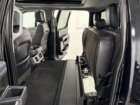 Used 2023 Ford F250 Lariat w/ Lariat Ultimate Package image 16