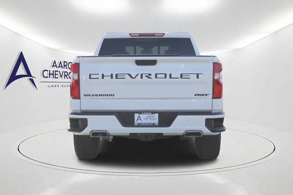 New 2026 Chevrolet Silverado 1500 RST w/ Z71 Off-Road Package AWD/4WD image 5