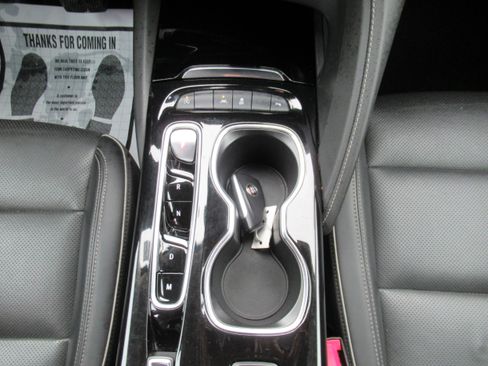 Used 2023 Buick Envision Essence image 20