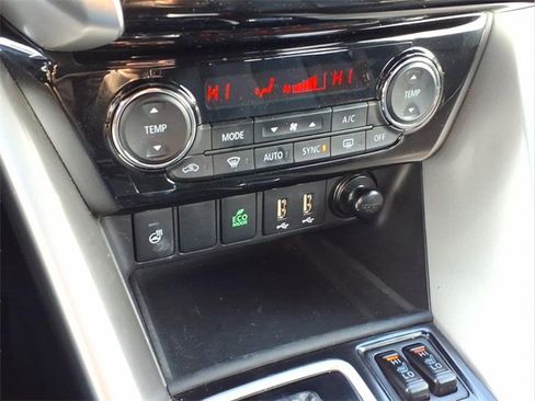 Used 2024 Mitsubishi Eclipse Cross SEL image 26