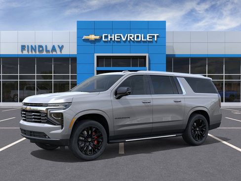 New 2026 Chevrolet Suburban Premier image 15