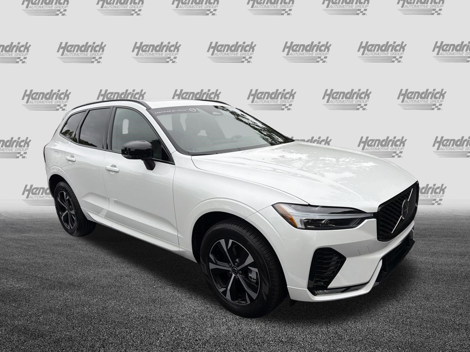 Certified 2026 Volvo XC60 B5 Core AWD/4WD image 2