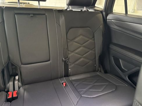 New 2026 Volkswagen Atlas Cross Sport SE image 15