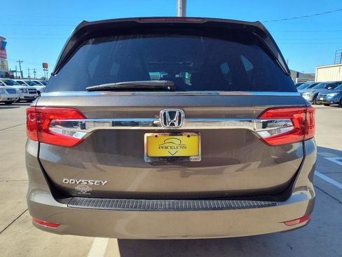 Used 2018 Honda Odyssey EX-L image 5
