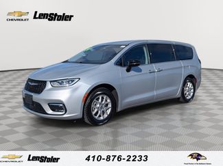 Used 2024 Chrysler Pacifica Touring-L FWD video 1