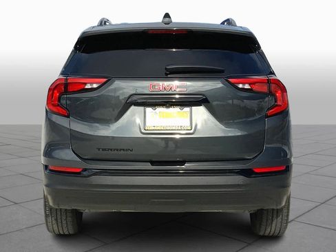 Used 2020 GMC Terrain SLE w/ Driver Convenience Package FWD image 5