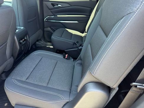 New 2026 Chevrolet Traverse LT w/ Sun and Wheel Package image 11