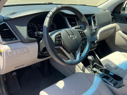 Used 2018 Hyundai Tucson SE AWD/4WD image 15