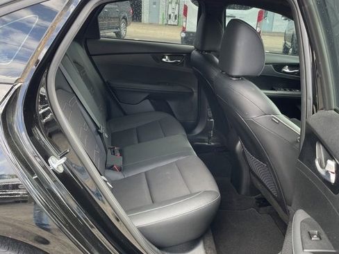 Used 2022 Kia Forte GT-Line w/ GT-Line Premium Package image 20