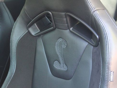 Used 2013 Ford Mustang Shelby GT500 image 10