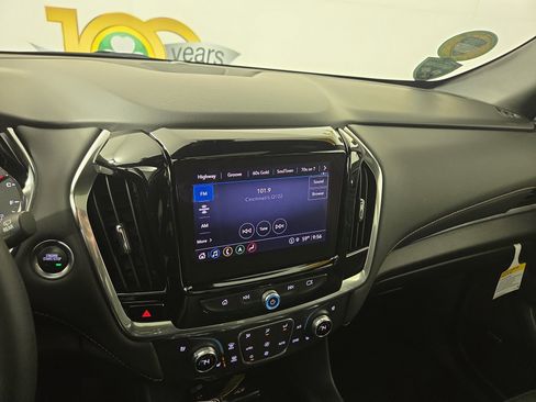 Certified 2024 Chevrolet Traverse Premier w/ Redline Edition image 20