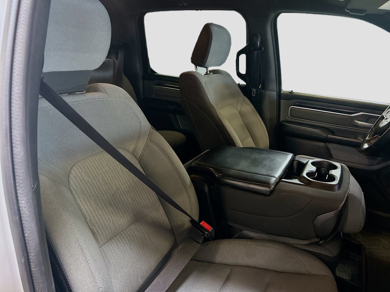 Used 2022 RAM 1500 Big Horn AWD/4WD image 26