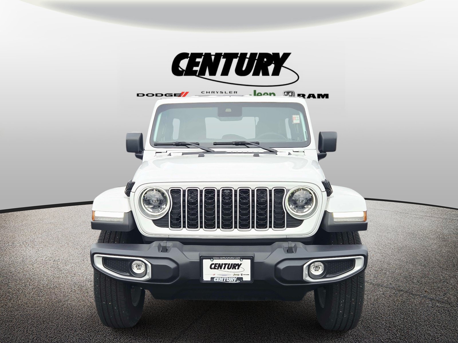 Used 2025 Jeep Wrangler Unlimited Sahara AWD/4WD image 9