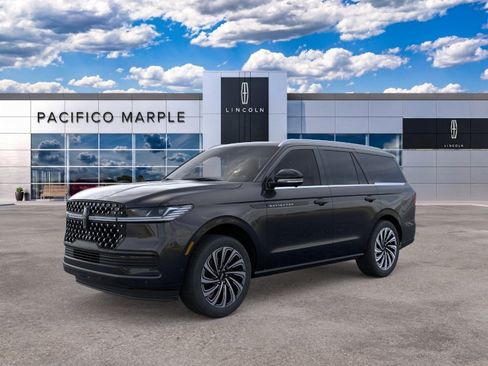 New 2026 Lincoln Navigator Black Label AWD/4WD image 1