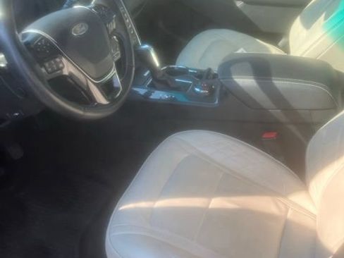 Used 2016 Ford Explorer Platinum AWD/4WD image 9