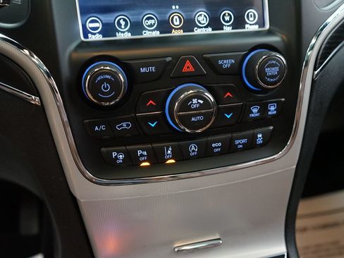 Used 2018 Jeep Grand Cherokee Summit AWD/4WD image 44