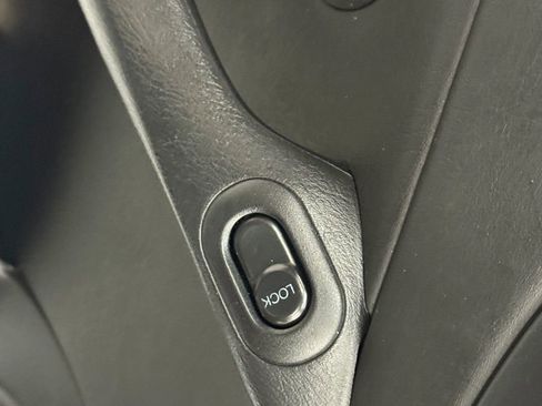 Used 2004 MAZDA MX-5 Miata MAZDASPEED image 16