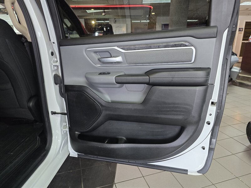 Used 2020 RAM 1500 Big Horn AWD/4WD image 16
