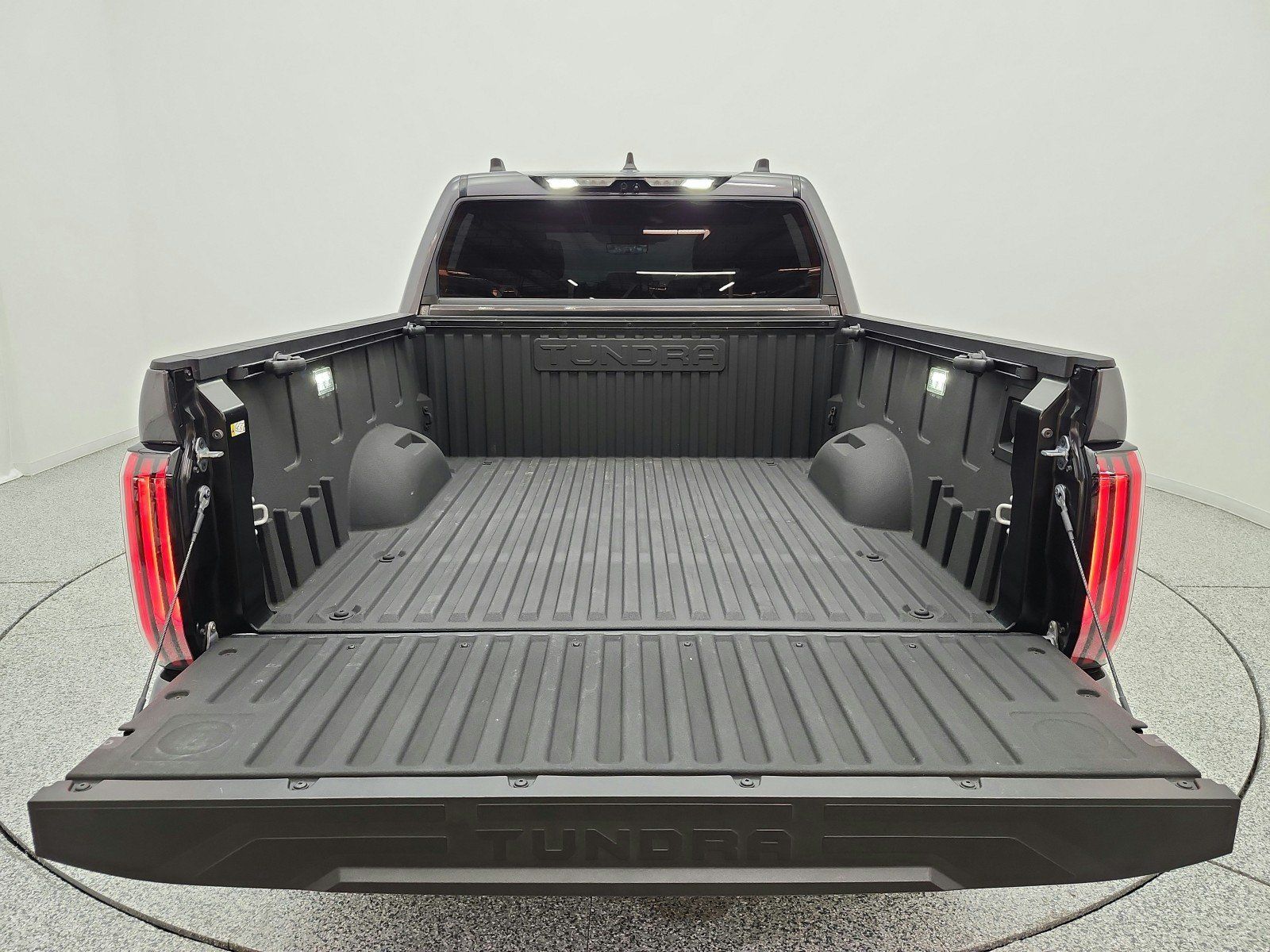 Used 2025 Toyota Tundra TRD Pro w/ Tow Tech Package AWD/4WD image 19