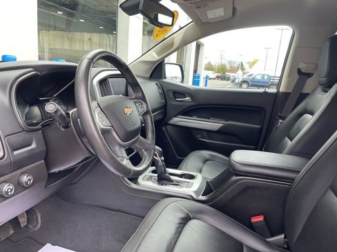 Used 2022 Chevrolet Colorado LT w/ Luxury Package AWD/4WD image 11