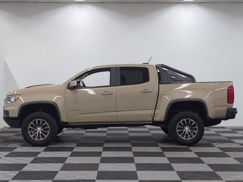 Used 2022 Chevrolet Colorado ZR2 AWD/4WD image 3
