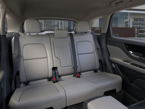 New 2025 Lincoln Corsair Reserve image 11