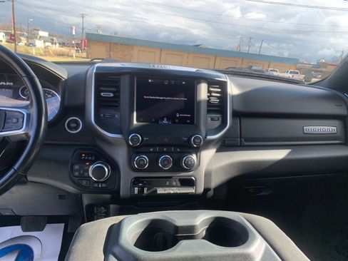 Used 2024 RAM 1500 Big Horn image 24
