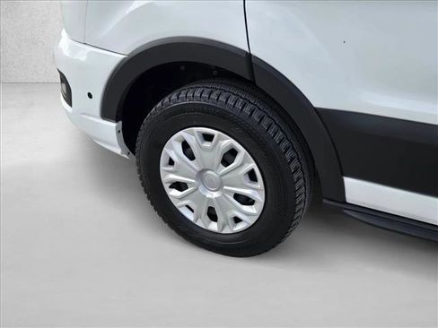 Used 2024 Ford Transit 350 XLT image 22