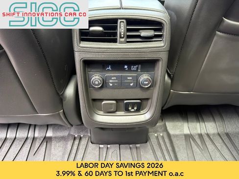 Used 2018 Buick Envision Essence AWD/4WD image 27