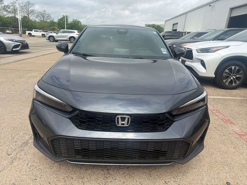 Used 2025 Honda Civic Sport image 2