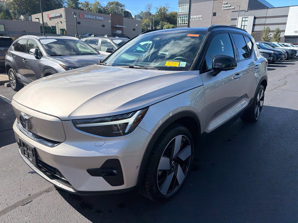 Certified 2023 Volvo XC40 Recharge Ultimate w/ Protection Package Premier AWD/4WD image 1