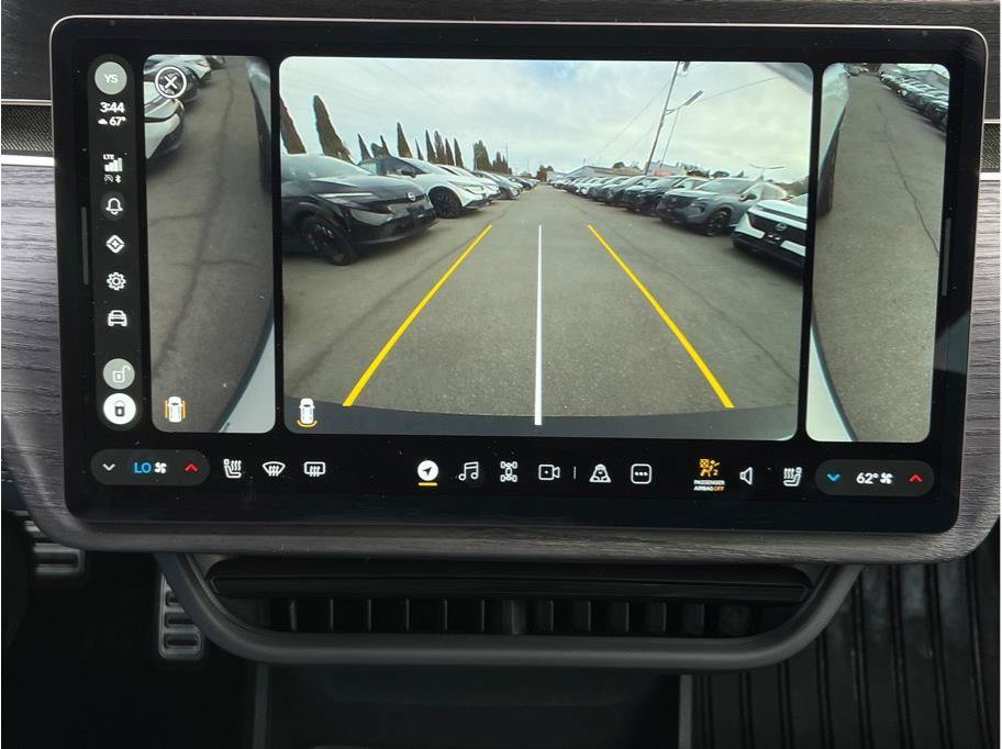 Used 2023 Rivian R1S Adventure Dual AWD/4WD image 18