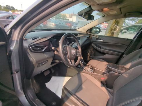Used 2021 Buick Encore GX Preferred AWD/4WD image 7