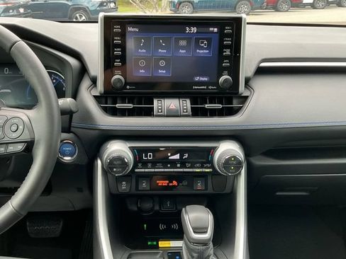 Used 2021 Toyota RAV4 XSE w/ XSE Grade Weather Package AWD/4WD image 20