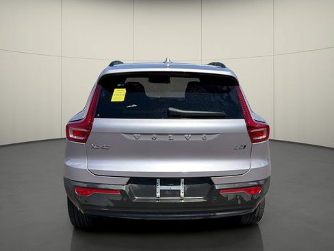 Used 2026 Volvo XC40 B5 Plus AWD/4WD image 6