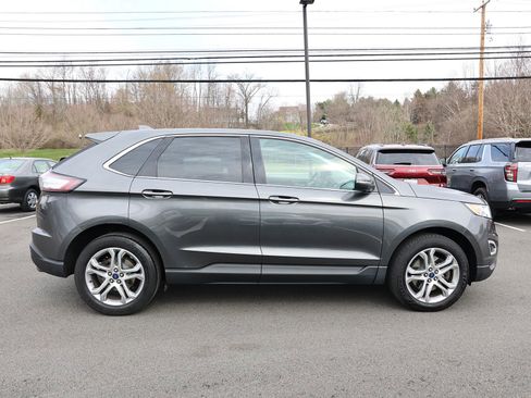 Used 2017 Ford Edge Titanium w/ Equipment Group 301A image 8
